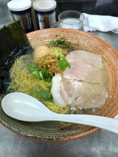 「牡蠣出汁塩＋カキソース」@覆麺 智の写真