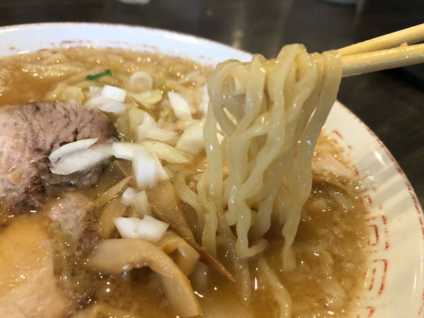 「半マグロ丼と味噌ラーメン　まったり　1100円」@喜多方食堂 麺や玄 佐倉分店の写真