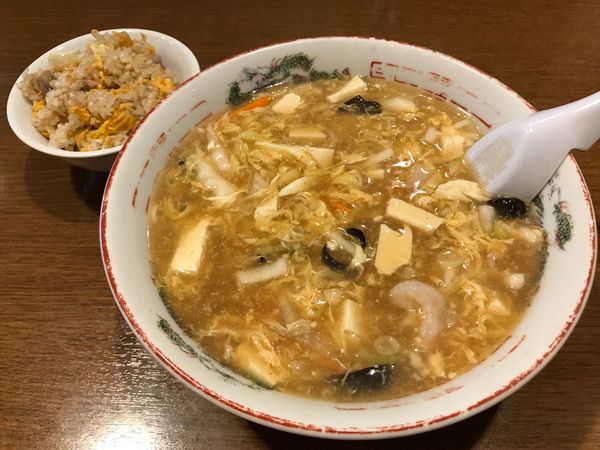 「酸辣湯麺　800円」@楼蘭の写真
