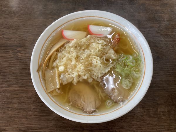 「天ぷら中華そば850円」@だるまや食堂の写真