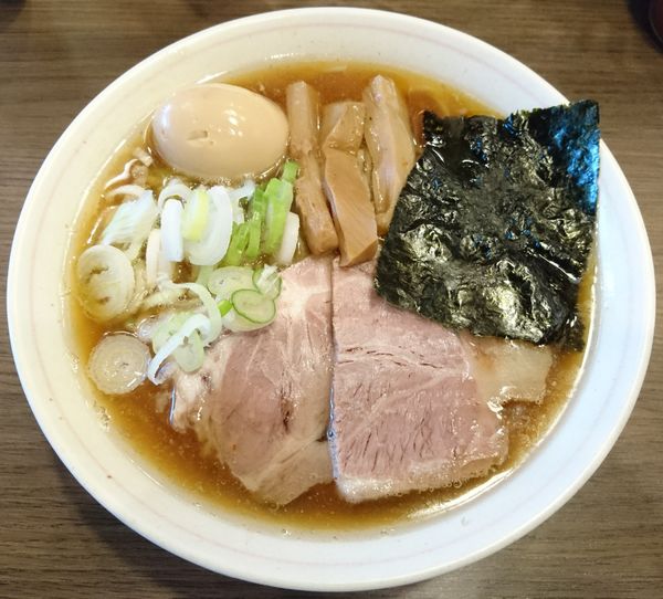 「鶏と煮干しの中華そば＋味玉」@INOSHOWの写真