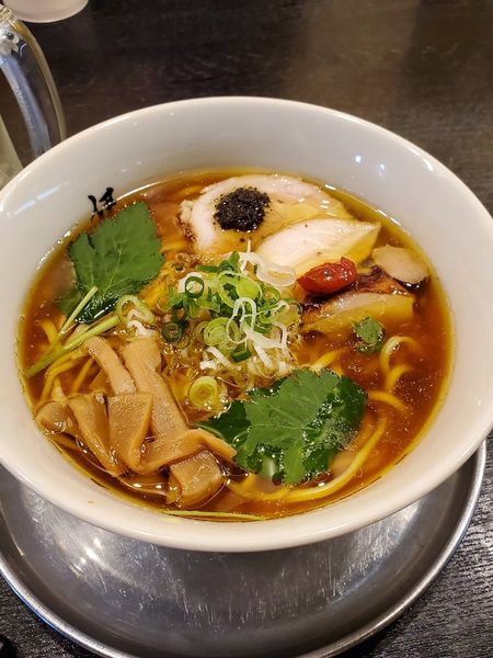 「至高のトリュフ醤油　大盛」@麺行使 伊駄天 静岡店の写真