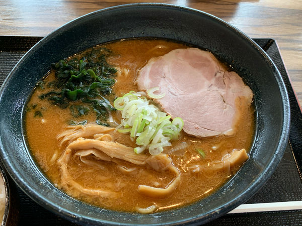 「黒ラーメン味噌」@麺屋 稀水 浦和大門店の写真