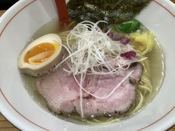 「あごだし塩らーめん　850円」@城下町 どすんの写真