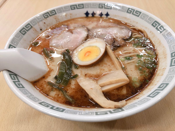 「桂花拉麺」@桂花ラーメン 新宿ふぁんてんの写真