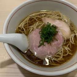 醤油らぁ麺　¥780