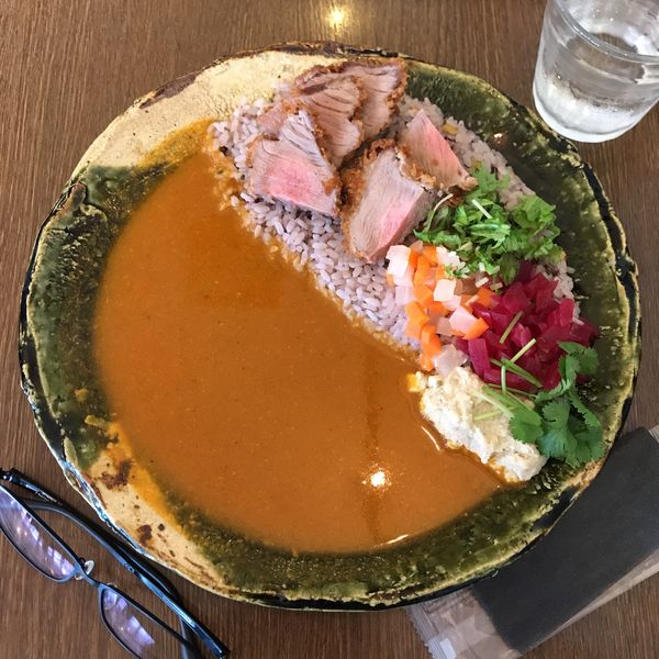 「スペイン産ガリシア栗豚のスパイスとんかつカレー」@Madreの写真