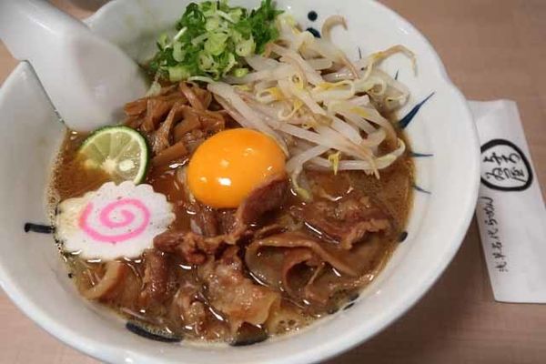 「徳島らーめん　950円（夜限定）」@与ろゐ屋の写真