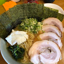 大盛り　チャーシュー３枚と海苔増し　ライス