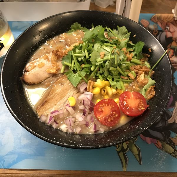 「パクチーラーメン(¥900)」@クセが強い麺屋 れいわの写真