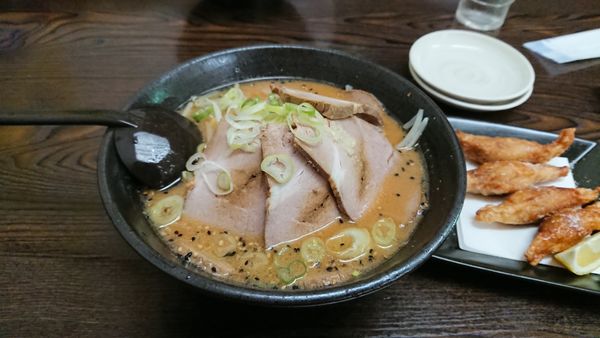 「味噌ﾁｬｰｼｭｰﾗｰﾒﾝ870円+大盛100円」@らーめん うそだっぺーの写真