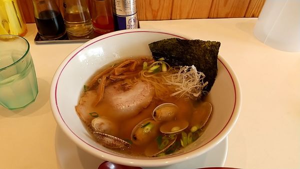 「貝だし塩らぁ麺（９００円）」@らぁ麺食堂 吉凛の写真