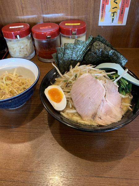 「豚骨味噌ラーメン」@横浜家系ラーメン 誠家 三郷店の写真