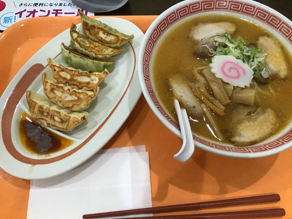 「餃子セット600円(味噌ラーメン、ハーフ&ハーフ餃子)」@幸楽苑 イオンモール柏店の写真