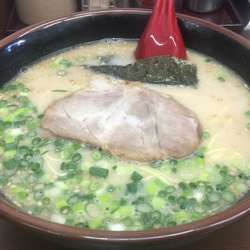 博多ラーメン 580円