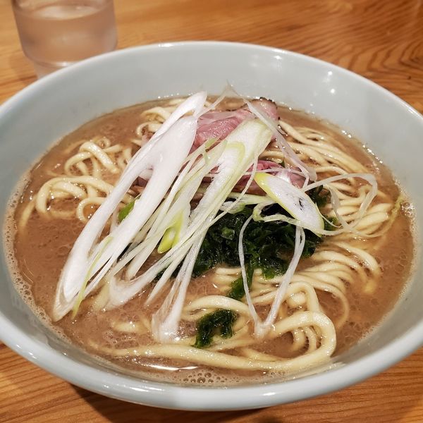 「かに豚骨ラーメン/塩/平打ち麺(¥900)」@魚焚の写真