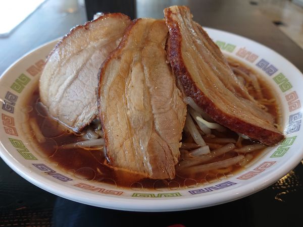 「厚切りチャーシューましまし麺」@麺や 石川の写真
