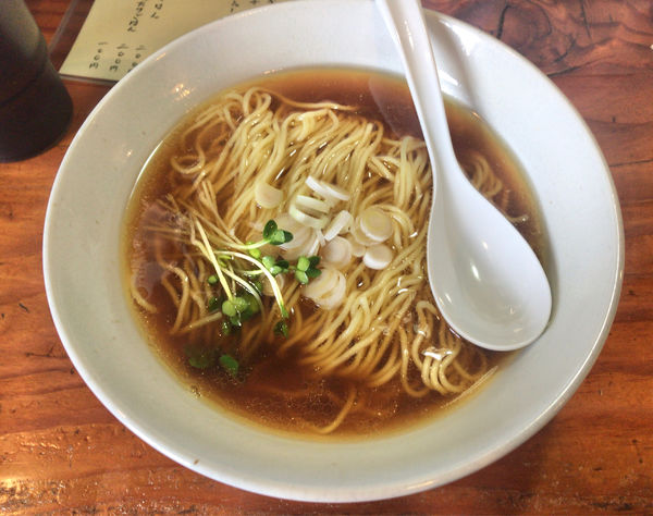 「ラーメン　正油味」@中華そばつけそば 千思萬考の写真