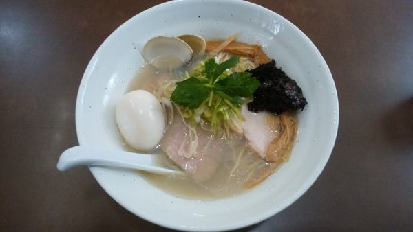 「貝塩拉麺 大盛り¥950-＋味玉¥110-」@麺屋 心羽の写真