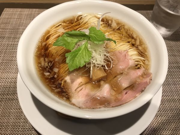 「醤油そば中」@成城青果の写真