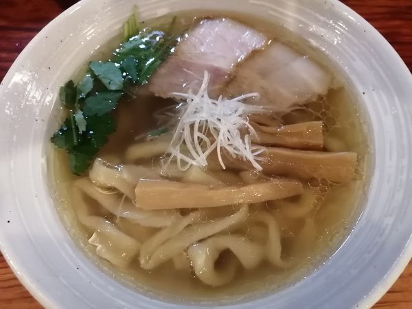 「塩らーめん¥850」@純手打ち 麺と未来の写真