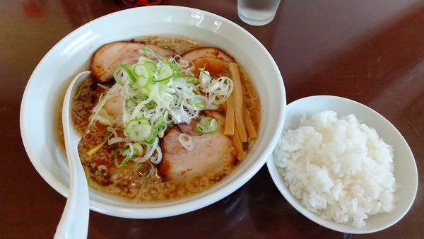 「チャーシューメン 800円」@とんとん船の写真