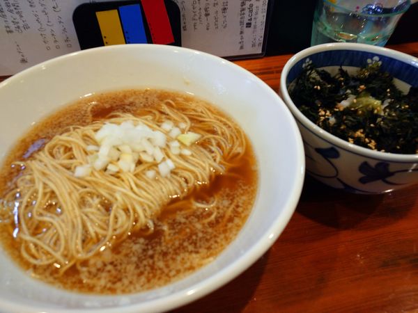 「かけ＋バラ海苔ごはん」@麺＆cafe Coi.Coi.の写真