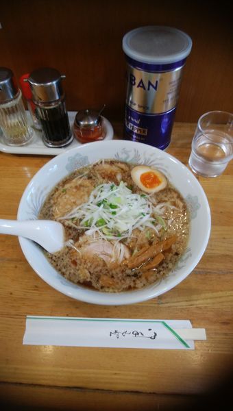 「チャーシュー麺　麺固め　背脂マシマシ　800円」@とんちんかんの写真