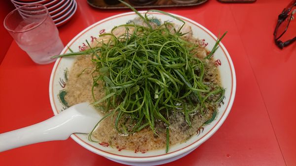「特製九条ネギらーめん」@ラーメン 魁力屋 竹ノ塚店の写真