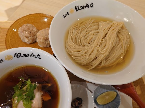 「一周年記念限定つけ麺1300円＋プレミアムしゅうまい450円」@湯河原 飯田商店の写真