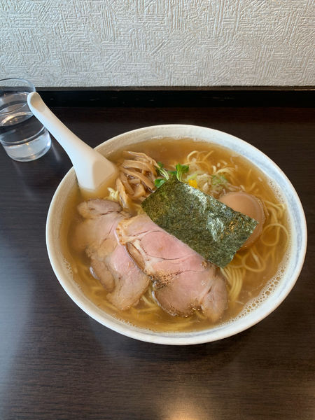 「煮干しラーメン＋煮玉子」@川喜屋の写真