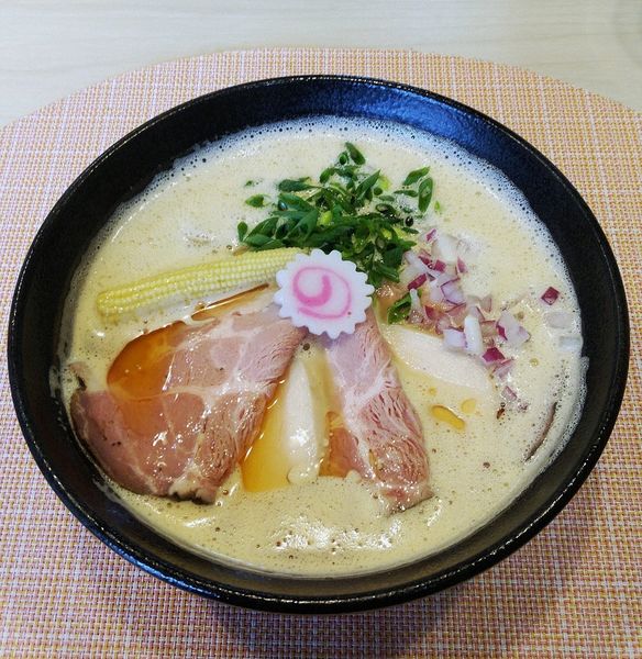 「濃厚えびそば 950円＋肉増し 280円」@えびそば 緋彩の写真