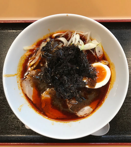 「辛ニボクロンボ　普通」@麺魂 さまろの写真