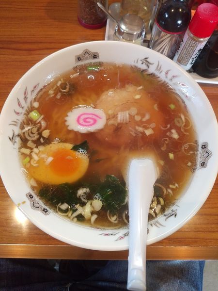 「手打ちらーめん ﾒﾝﾏ抜き」@らーめん 光庫の写真