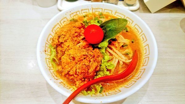 「RED HOTチキンヌードル」@MENYA free styleの写真