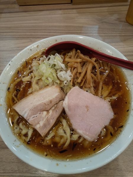 「生姜850円(平打ちちぢれ麺・特盛無料)」@くじら食堂 nonowa東小金井店の写真