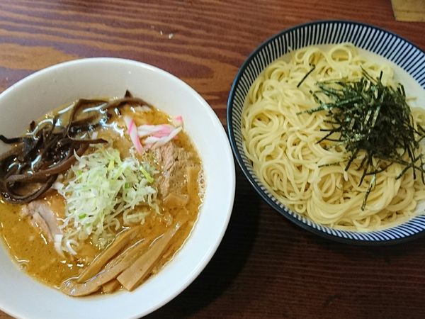 「ざる中華そば(大300g)、肉増し」@良温(Ra-on)の写真