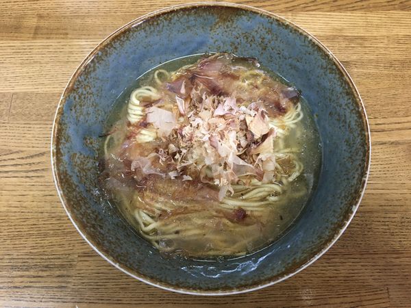 「秋鮭のかけSOBA 鮭炊き込み飯 イクラ乗せ付き」@㐂九家の写真