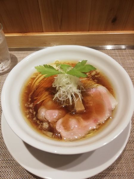 「醤油そば　750円」@成城青果の写真