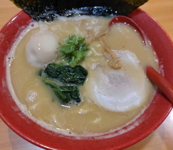 「武闘家（豚骨醤油ラーメン）」@えびす亭の写真