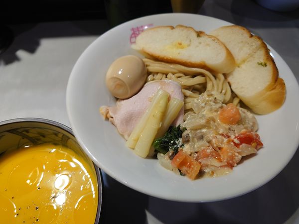 「【限定】バターナッツかぼちゃと秋鮭、ホワイトアスパラのつけ麺」@中華蕎麦 瑞山（ZUIZAN）の写真