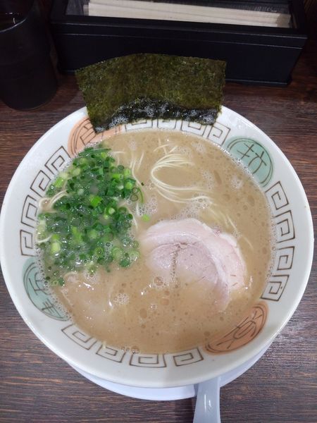 「ラーメン ﾊﾞﾘｶﾀ ｷｸﾗｹﾞ抜き」@博多長浜らーめん 楓神の写真