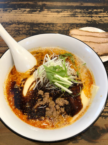 「チーズ坦々麺＋チャーシュー（930円＋280円）」@麺家 烈 安城美園店の写真