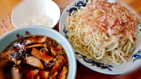 「つけそば大盛と花かつお、おろし」@丸長 坂戸店の写真