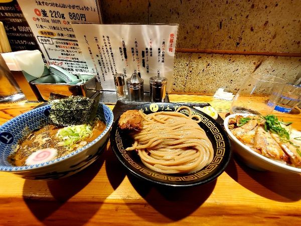 「特性つけ麺(小)+焼豚ごはん」@中華蕎麦うゑずの写真