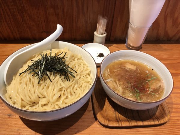 「和風塩つけ麺（特盛り）＋サービス小ライス」@麺や ひだまりの写真