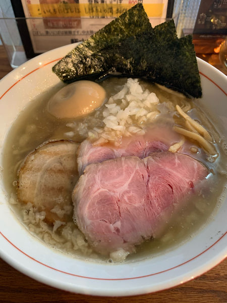 「マル得にぼし(+背脂)」@SAITOU拉麺店の写真