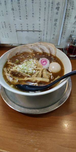 「あごだしラーメン＋ちゃー＋メンマ＋味玉」@栄昇らーめんの写真