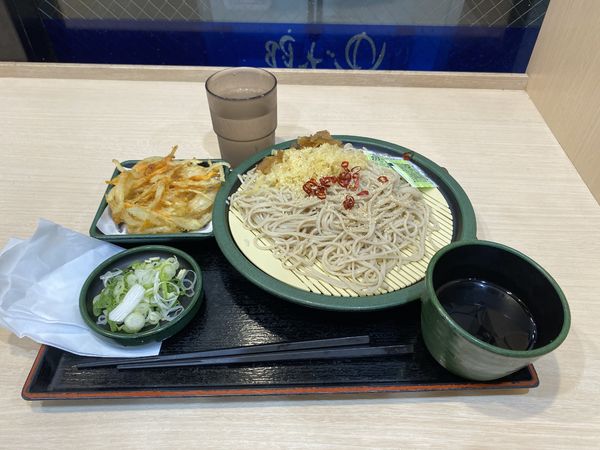 「かき揚げ天 もりそば 340円+クーポン」@ゆで太郎 淡路町店の写真