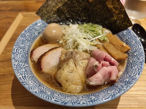 「特製支那そば(醤油)あっさりすたいる900円」@龍ヶ崎 中華蕎麦 吉辰の写真